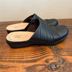 Clarks Slide Mules Womens  Black Leather Slip-Ons Clogs Size 7 Leisa Dana Clog